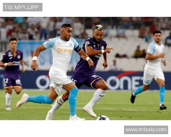 法国足球甲级联赛最新动态与球队表现分析：豪门竞争与新兴力量崛起