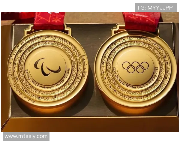 菲尔普斯：超越极限的泳池传奇与奥运金牌背后的奋斗历程