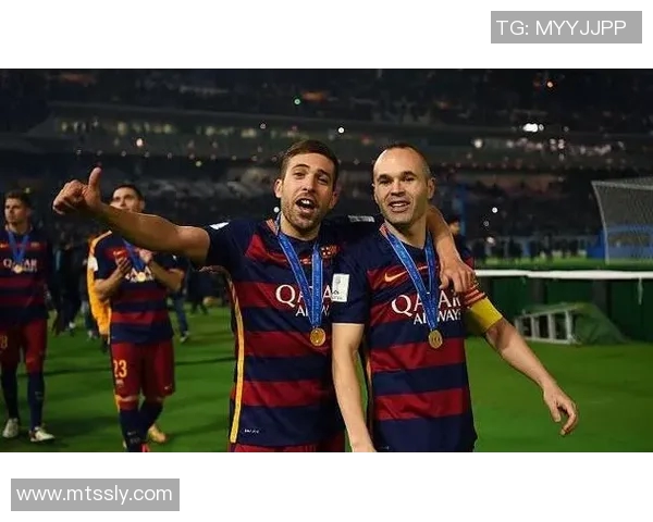 成都篮球队的快速进攻策略与防守反击战术深度分析 成都篮球队的快速进攻策略与防守反击战术深度分析