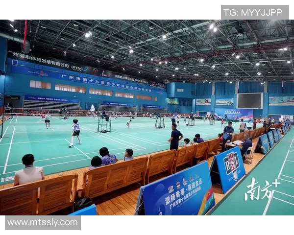 重庆羽毛球队的训练与竞技状态全景揭秘助力羽毛球运动发展 重庆羽毛球队的训练与竞技状态全景揭秘助力羽毛球运动发展