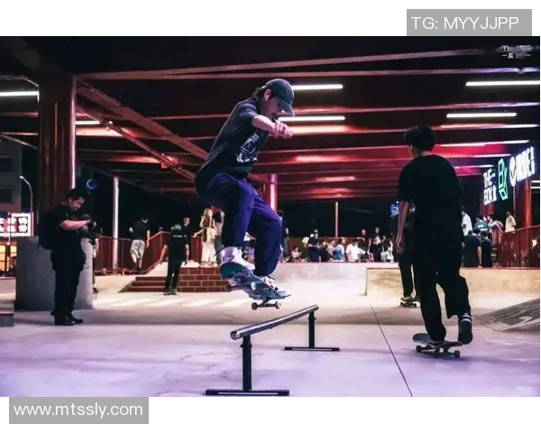 滑板战术解析：成都滑板队如何构建整体压制体系与战斗策略