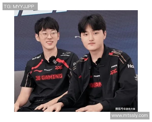 CSGO热议JDG战队实力之争引发玩家热烈讨论与思考 CSGO热议JDG战队实力之争引发玩家热烈讨论与思考