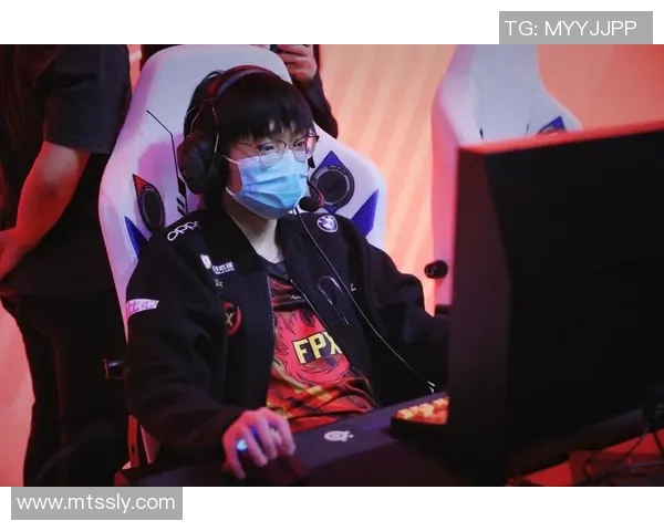 FPX在CSGO赛事中耐力问题引发热议玩家和专家各执己见